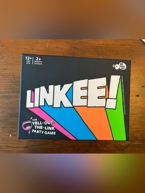 LINKEE Party Game Box